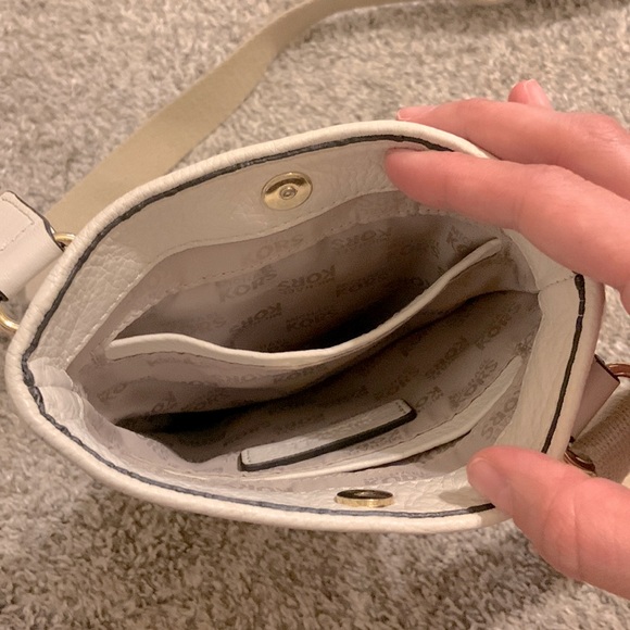 Michael Kors Crossbody Bag - Picture 5 of 5